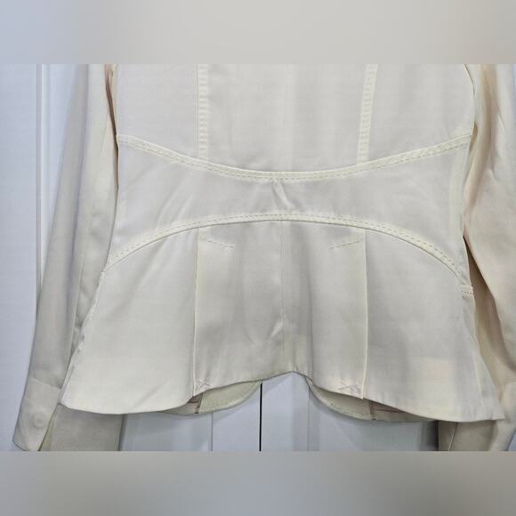 G.I.L.I. Cream Blazer – Size 6 - Picture 15 of 16